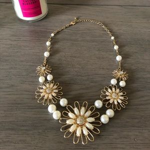 Pearl Flower Necklace